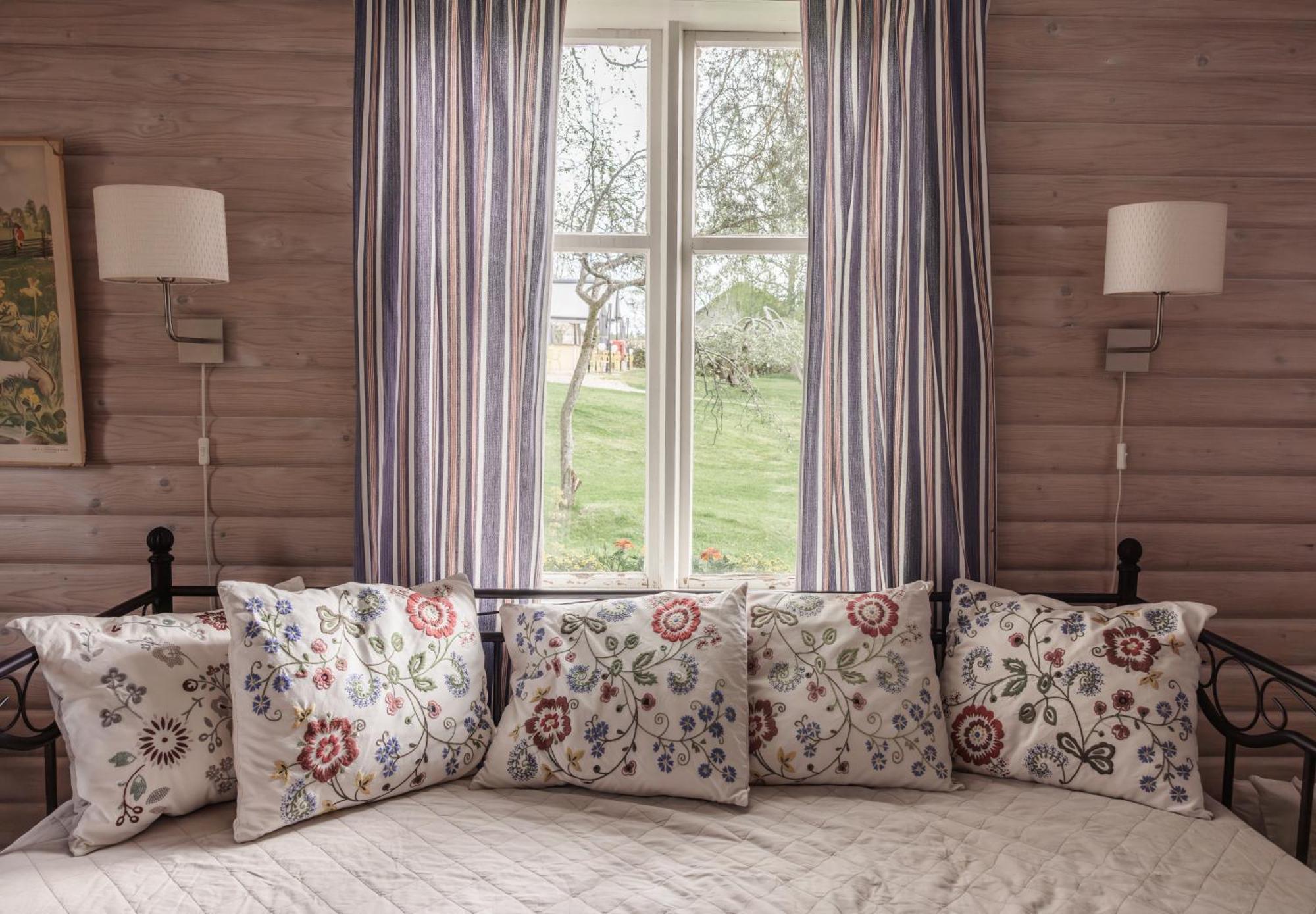 Tammiston Cottages Naantali Extérieur photo